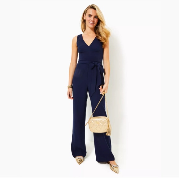 Lilly Pulitzer Jannah Jumpsuit Navy Satin Back Crepe Size 2 - Picture 1 of 12